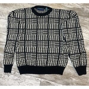 Vintage Claybrooke Knit Sweater Black Beige Geometric Pattern Crewneck Size M